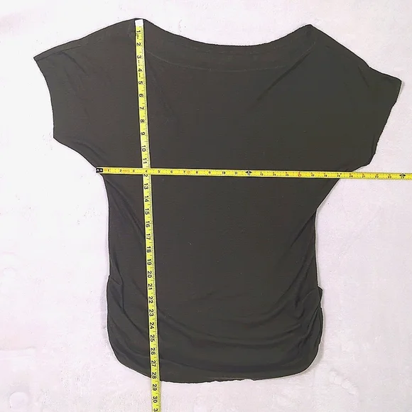 🚨3/$15 Olive Draped Neckline Top - Picture 4 of 6